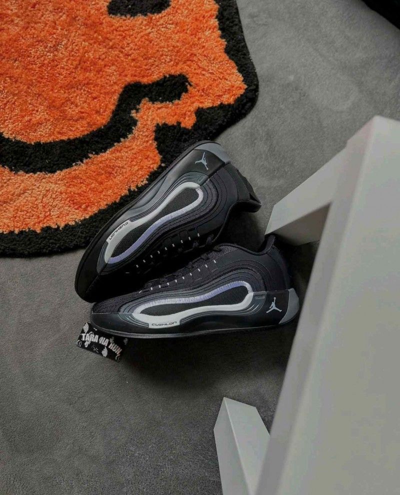 Nikkee Air Jordan Luka 4 Black White