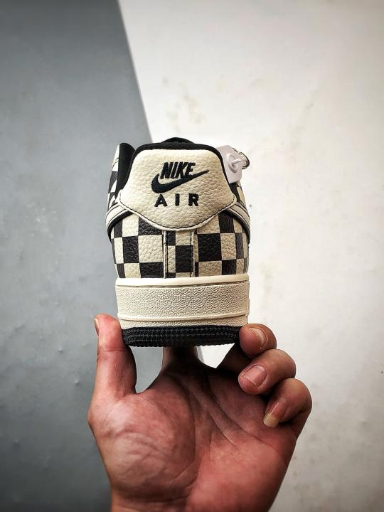 Dio.r x Air Force 1 Leather