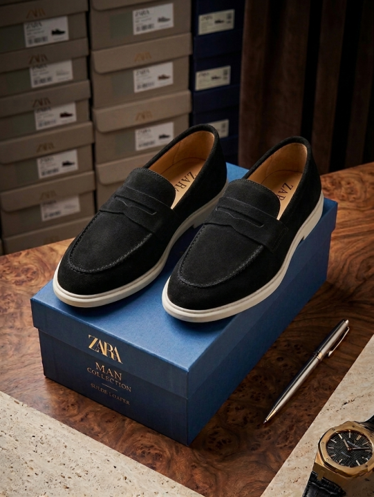 ZAR.A BLACK SUEDE LOAFER 500