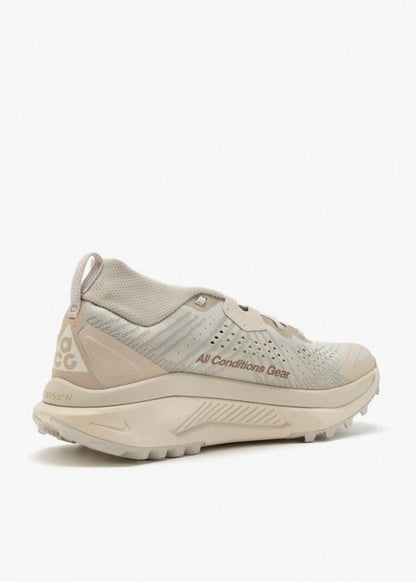 Nik.e ACG Zegma Trail Cream Running shoes