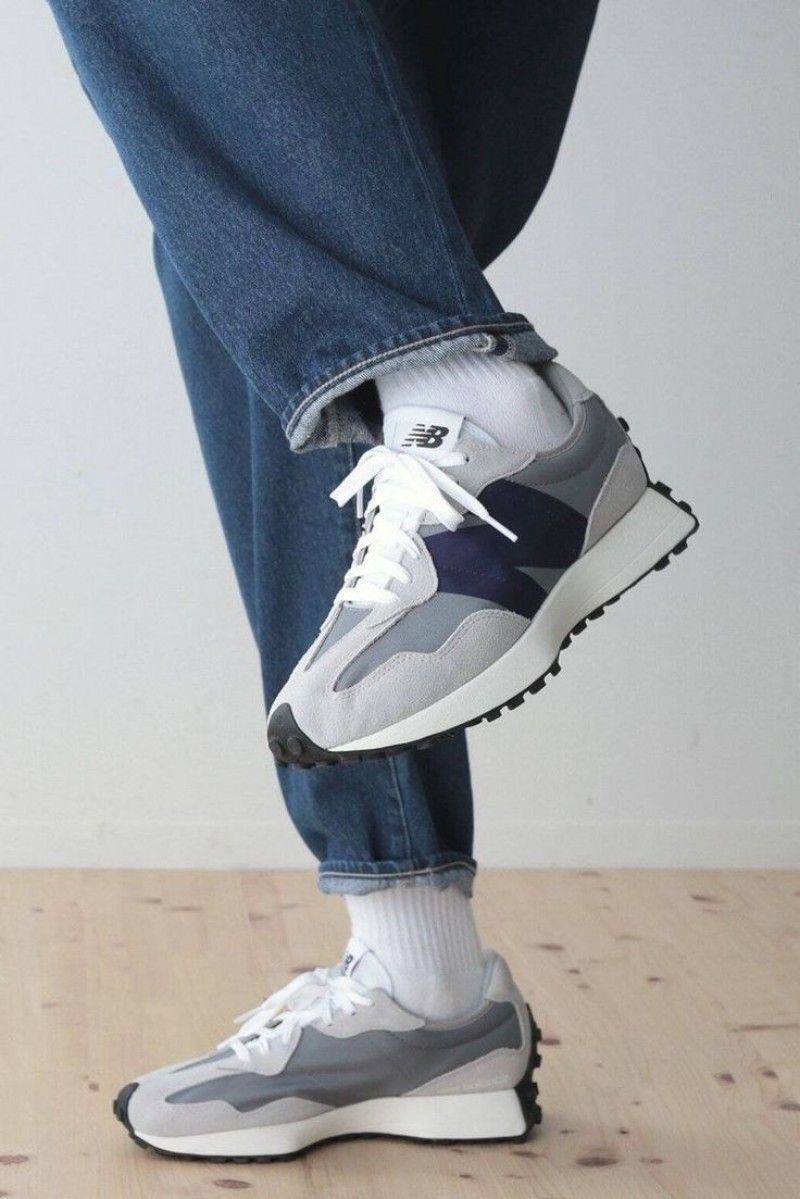 NEWW BALANCE 327 GREY
