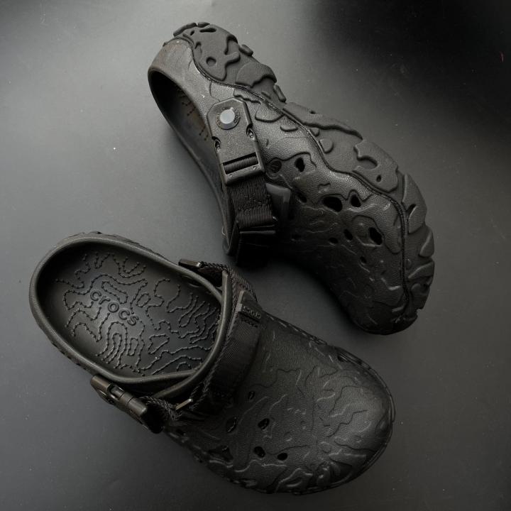 Croc.s All-Terrain Atlas Clogs Black