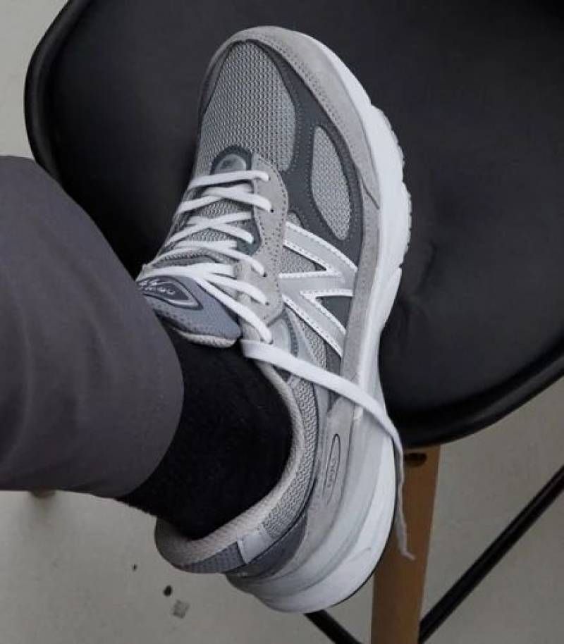 New Balencee 990v6 Grey