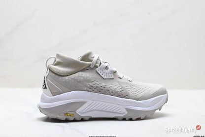 ACG Zegma Trail Cream Running shoes