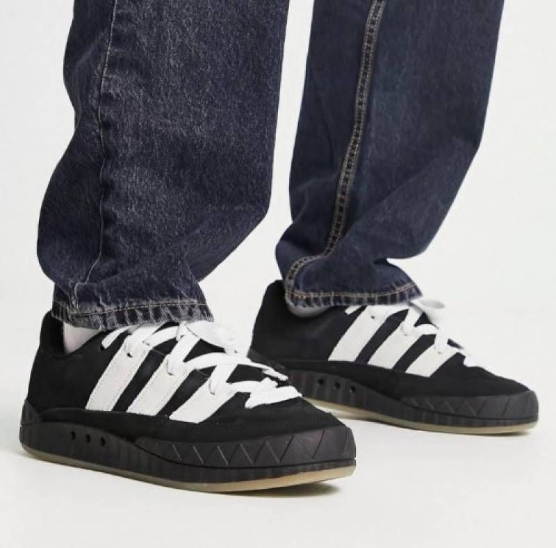 Adiddass adimatic black white 057