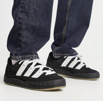 Adiddass adimatic black white 057
