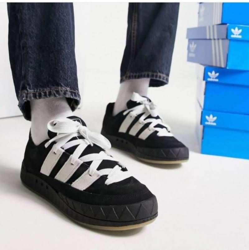 Adiddass adimatic black white 057