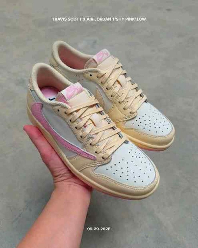 Travis Scott x Nikkee Air jordan 1 low OG Tropical pinksemi ua