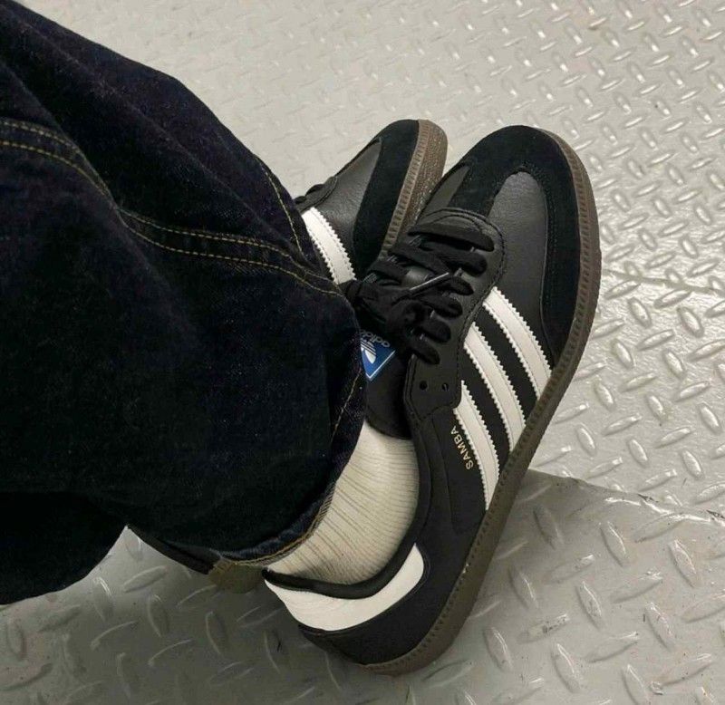 Addidas samba black white women