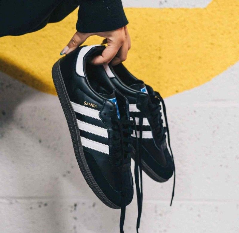 Addidas samba black white women