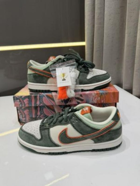 sb dunk low x otomo katsuhiro fix