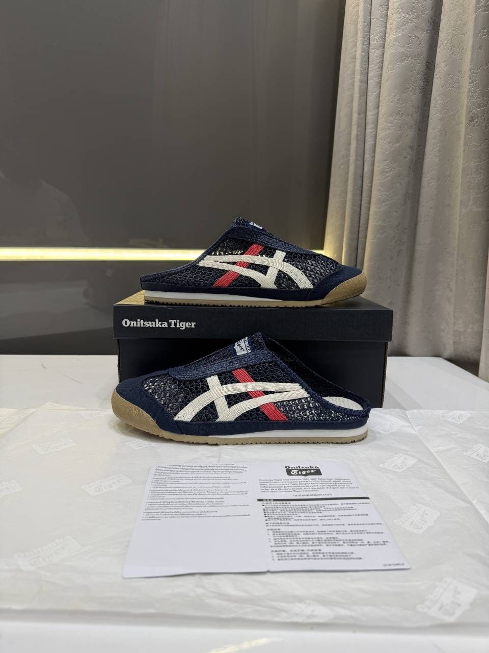 Onitskaa tiger MEXICO 66 SABOT IRON NAVY CREAM 138 Fix