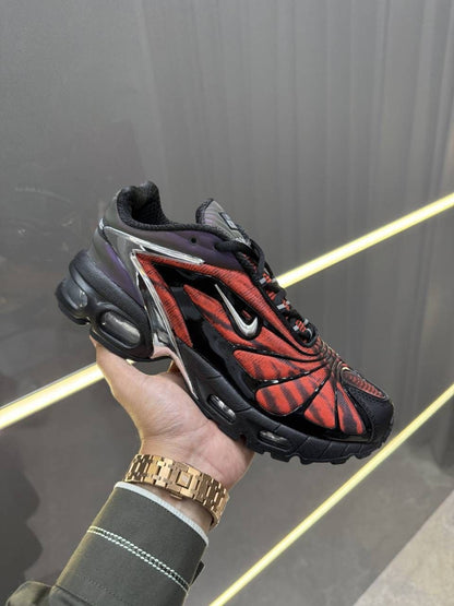 Nikkee Air Max Tailwind V x Skepta Bloody Chrome Fix