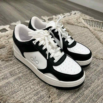 ALO YOGA RECOVERY BLACK WHITE