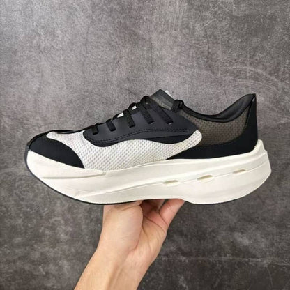 On RUNNING CLOUDBOOM volt PAF black