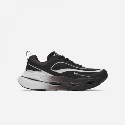 Under Armou.r UA Halo Racer running shoe