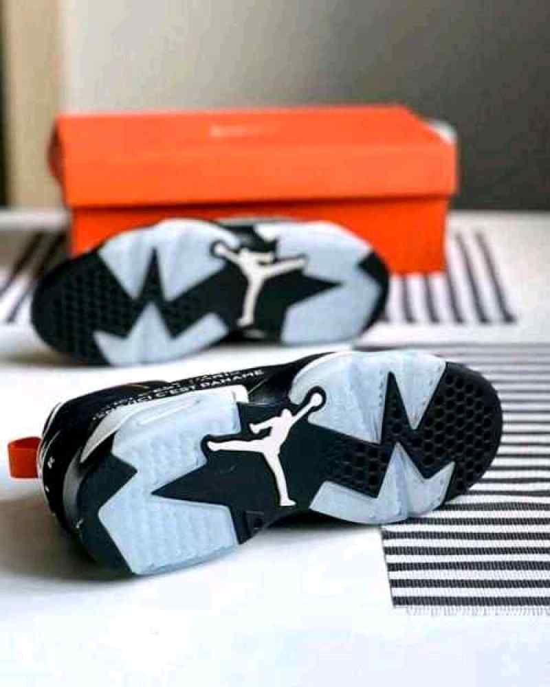 Nikkee Retro 6 Jumpman MVP Paris