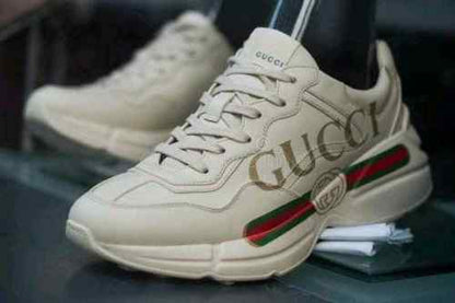 Guccii Rhyton Vintage Logo