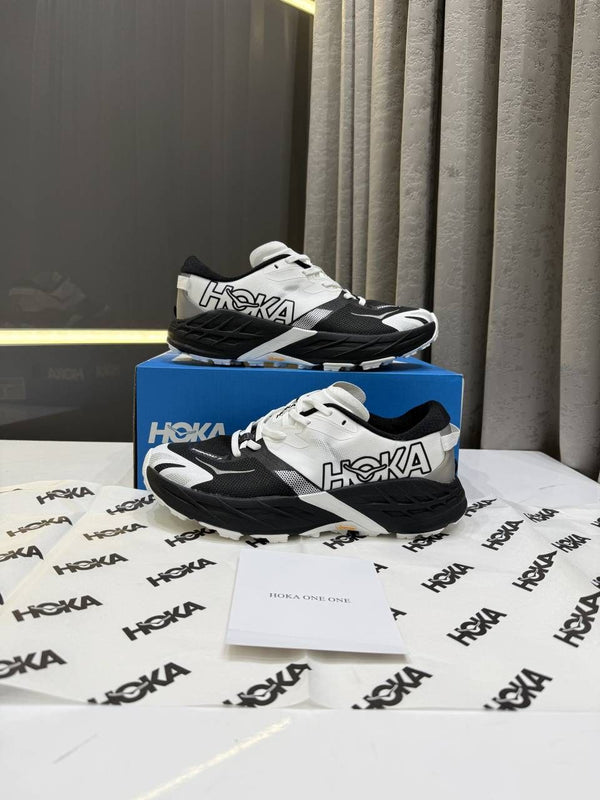 Hoka Speedgoat 7 Black White Fix