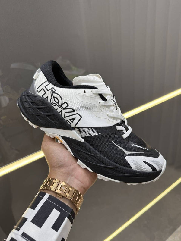 Hoka Speedgoat 7 Black White Fix