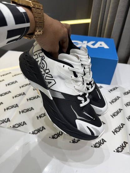 Hoka Speedgoat 7 Black White Fix