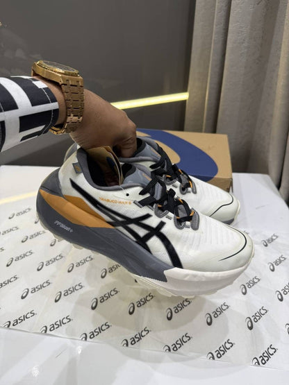 Asiccs Trabuco Max 5 Go Cream Carbon Black Fix