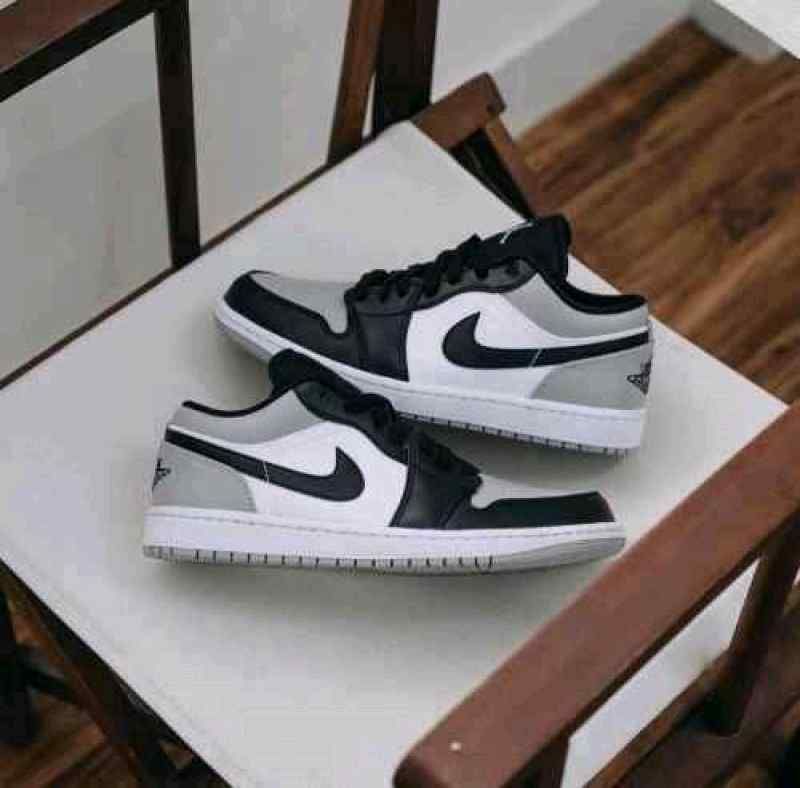 Nikkee Air jordan retro 1 low shadow toe