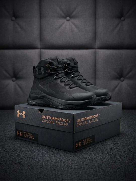 Under Armou.r Storm Proof boots black