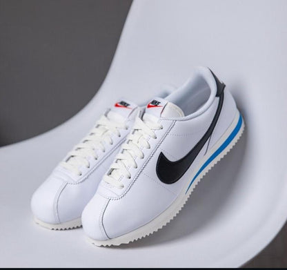 Nik.e Cortez TXT White Blue