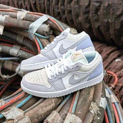 AIR JORDAN RETRO 1 LOW PARIS