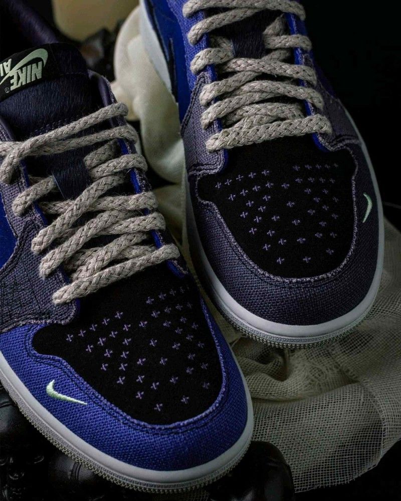 AIR JORDAN RETRO 1 LOW OG ZION WILLIAMSON REGENCY PURPLE AND DARK RAISIN