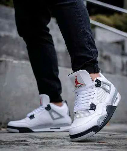 AIR JORDAN RETRO 4 WHITE CEMENT