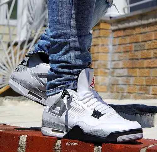 AIR JORDAN RETRO 4 WHITE CEMENT