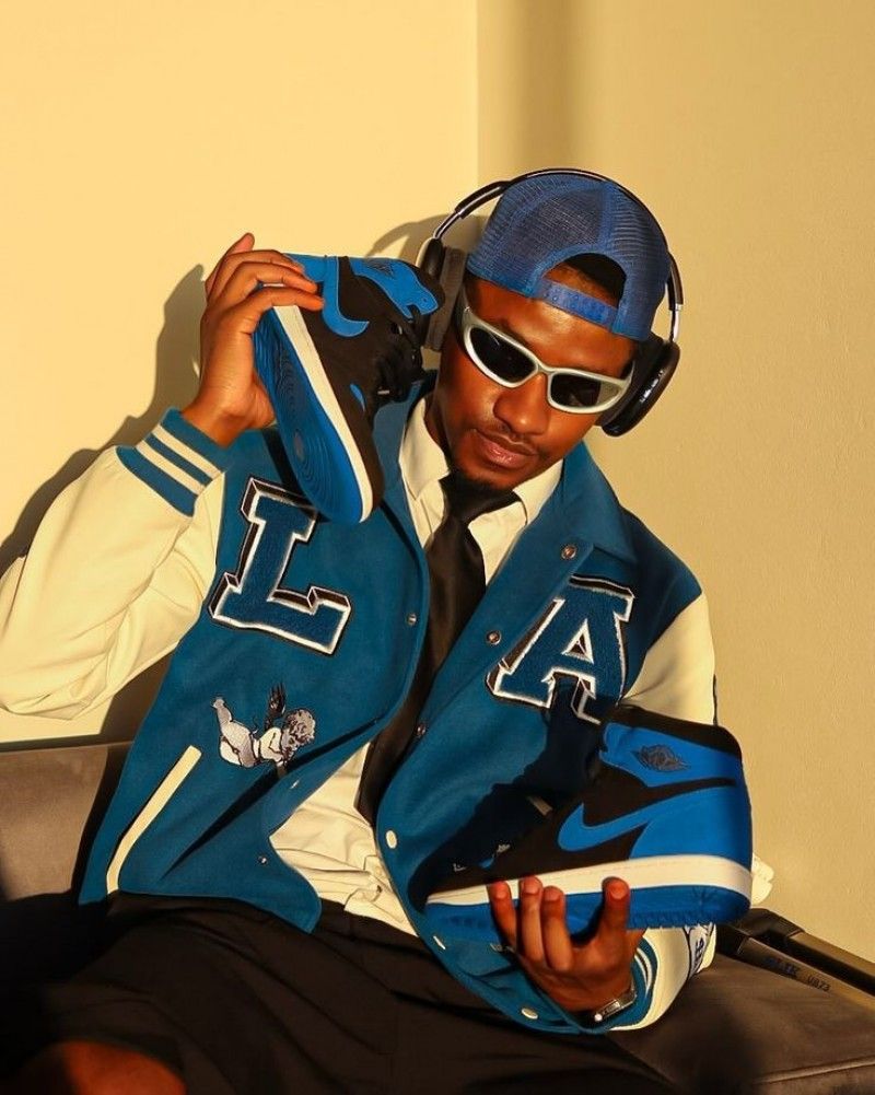 NIKKE  Air Jordan Retro 1 Royal Reimagined Semi ua