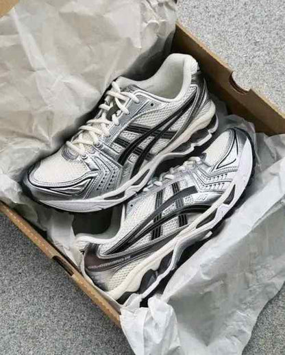 Asiccss Gel Kayano 14 Black Cream Metallic Plum