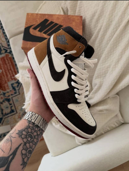 NIKKE AIR JORDAN 1 HIGH OG LOVE LETTER