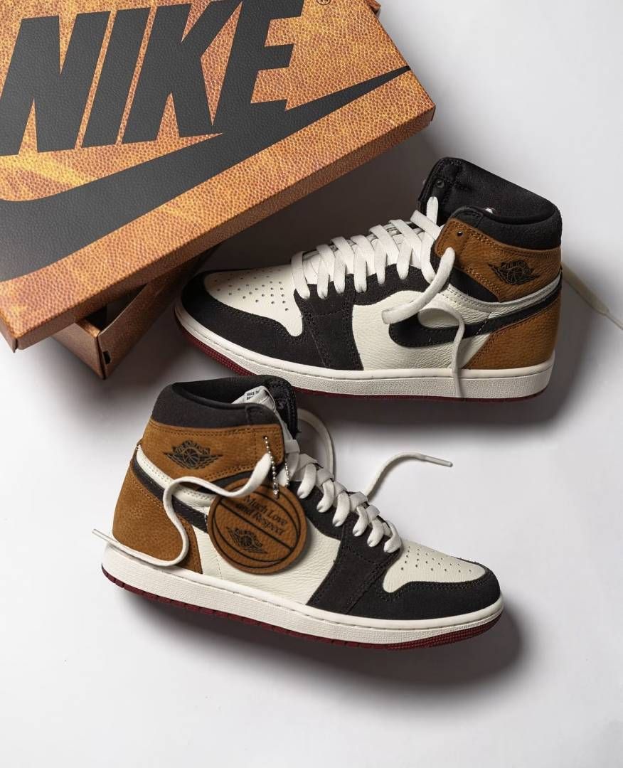 NIKKE AIR JORDAN 1 HIGH OG LOVE LETTER
