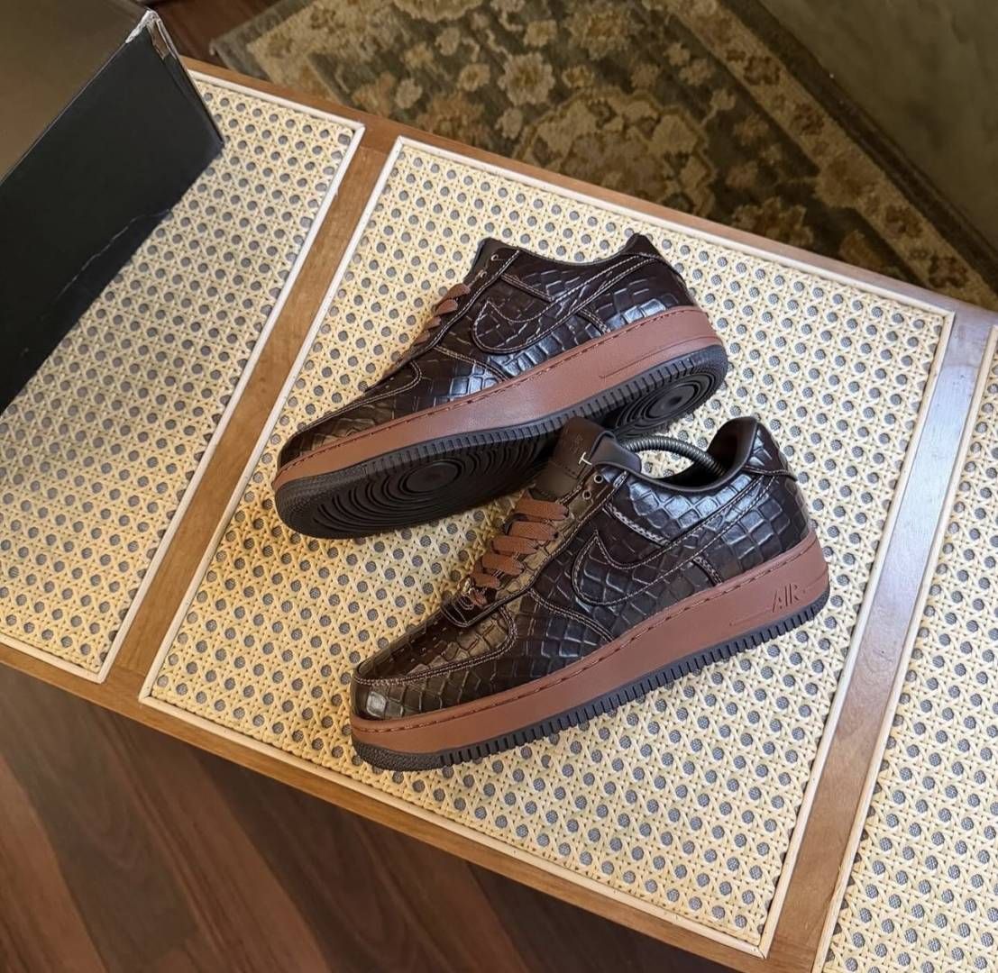 NIKKE AIRFORCE 1 FAUNA BROWN CROC PATTERN