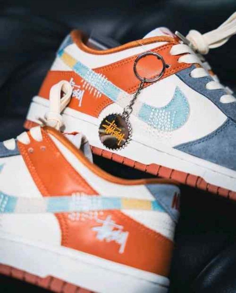 Nikke SB Dunk Low C Stussy Grey Orange