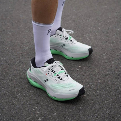 On Cloud Runner 3 Max White Verdite