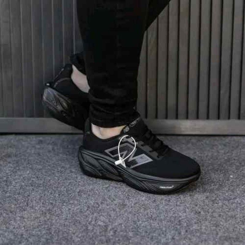 New Balencee Fresh Foam X More Evoz V5 Triple Black