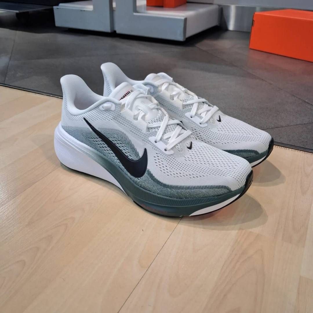 Nikkee Air Zoom pegasus 42 Green