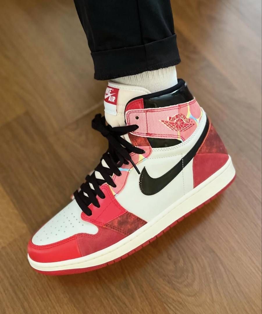 Nikke Air Jordan 1 Retro High OG Next Chapter  SpiderMan Across the Spider-Verse Semi Ua Glowing
