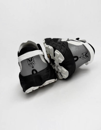 Hoka speedgoat 7 Black white