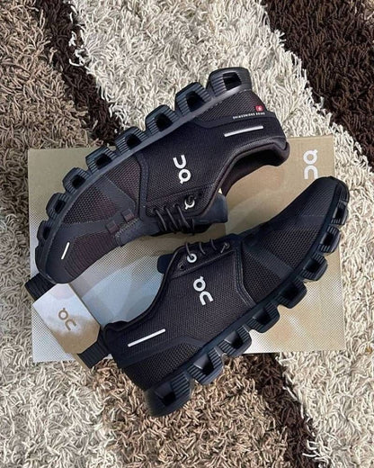 On Cloud 6 Waterproof Running Black