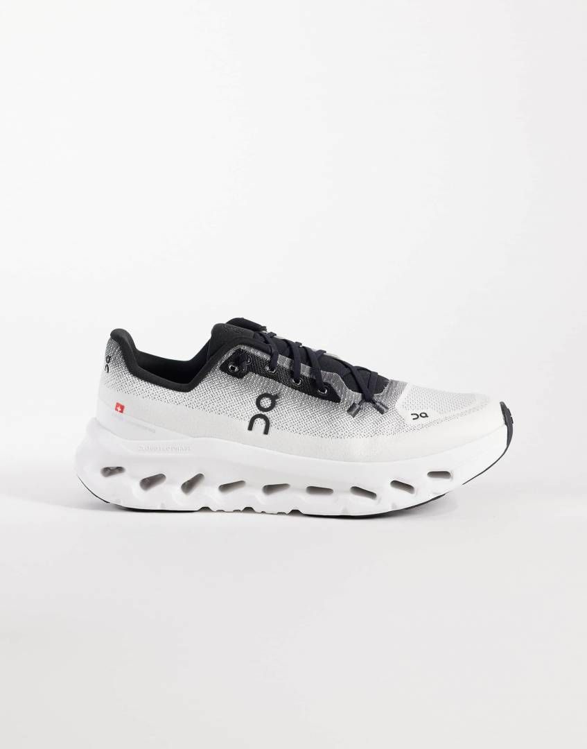On Cloud Running Tilt Ivory Black