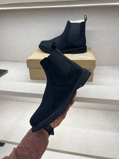 Zarra black chelsea boots