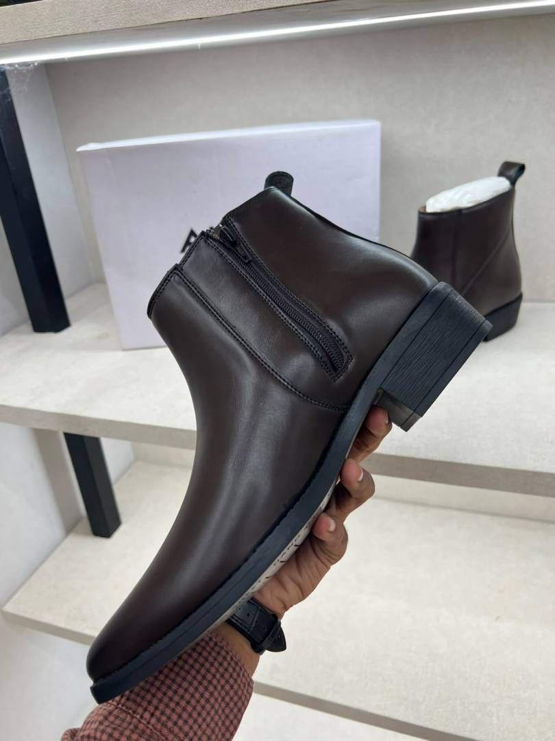 Auldo chelsea zip boots brown