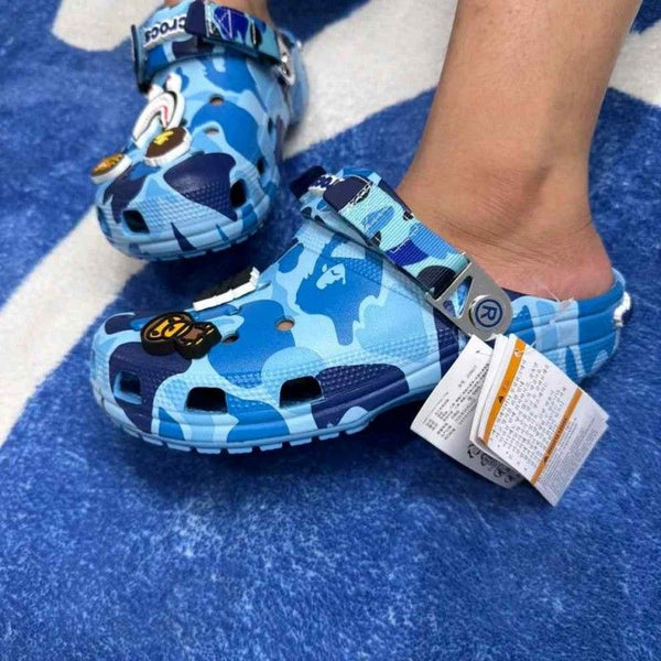 CROCCS CLASSIC CLOG X BAPE BLUE