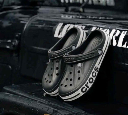 CROCCS BAYABAND CLOGS FOR MEN BLACK